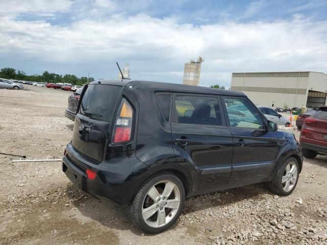 2011 KIA Soul +