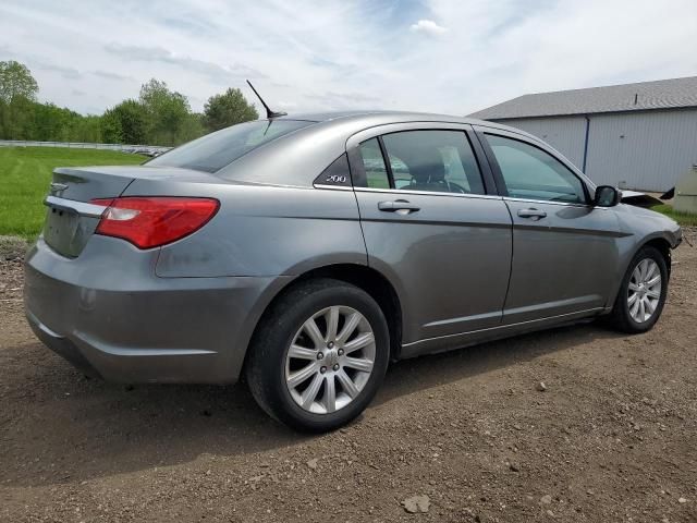 2013 Chrysler 200 Touring