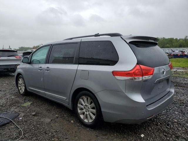 2012 Toyota Sienna XLE