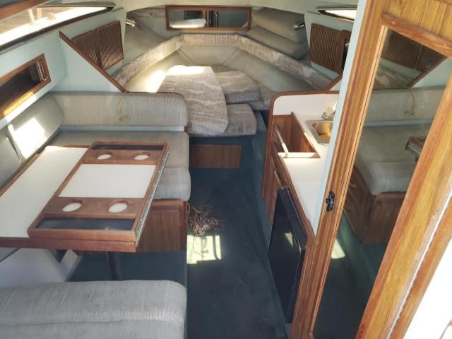 1988 Sea Ray Boat