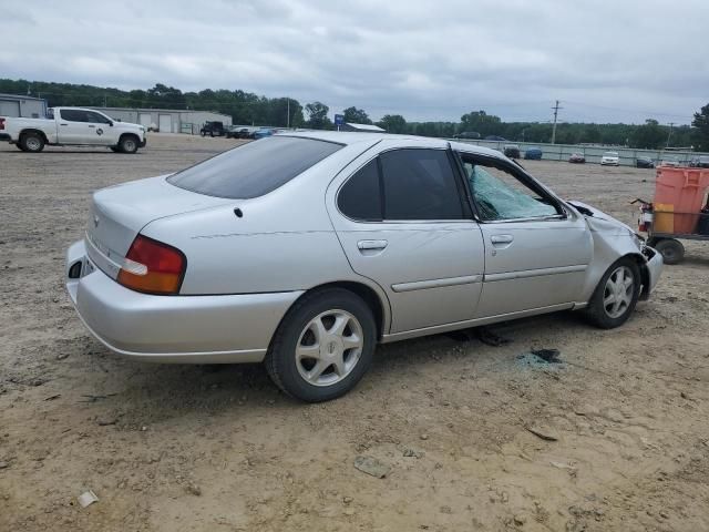 1999 Nissan Altima XE