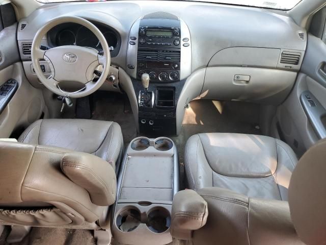 2008 Toyota Sienna CE