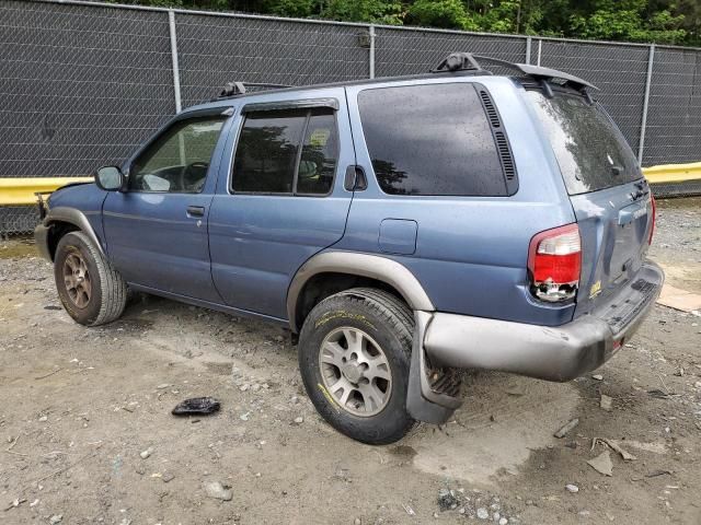 2000 Nissan Pathfinder LE