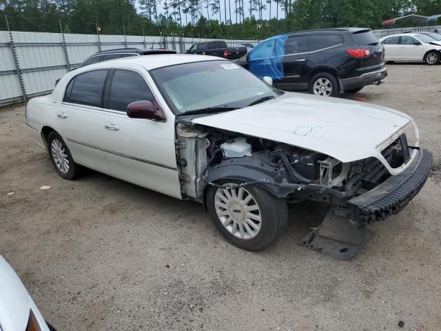 2004 Lincoln Town Car Executive