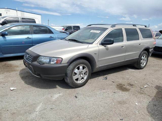 2004 Volvo XC70