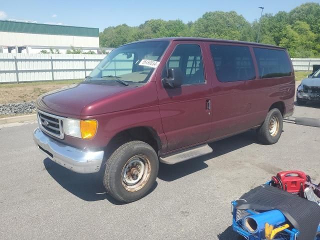 2004 Ford Econoline E350 Super Duty Wagon