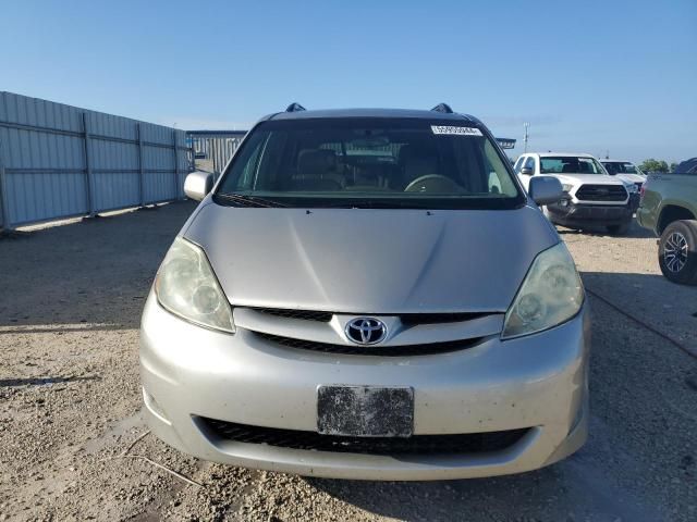 2006 Toyota Sienna XLE