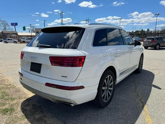 2017 Audi Q7 Premium Plus