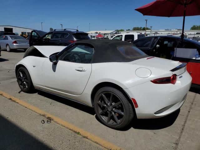 2016 Mazda MX-5 Miata Club