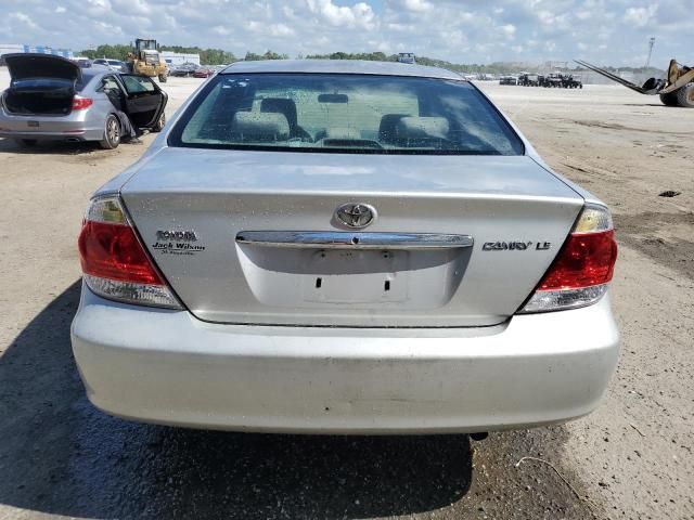 2005 Toyota Camry LE