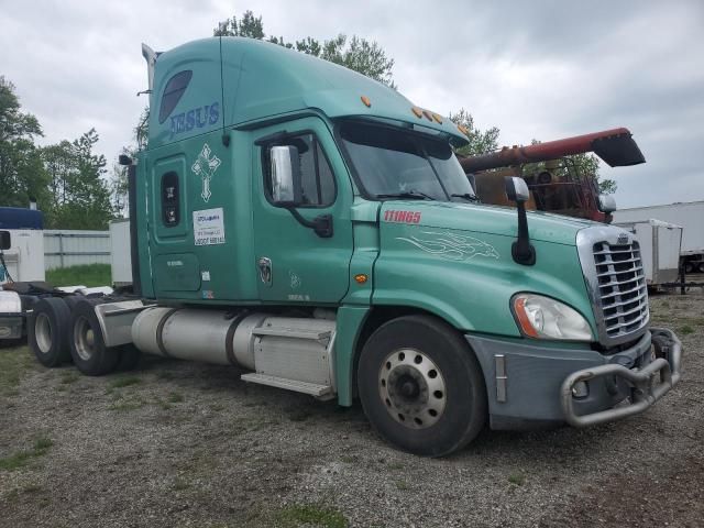 2013 Freightliner Cascadia 125