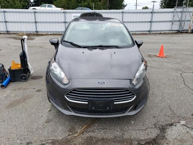 2015 Ford Fiesta SE