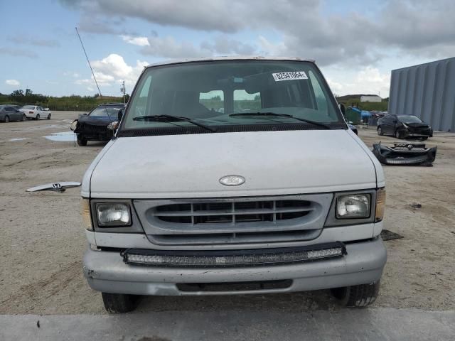 2000 Ford Econoline E250 Van