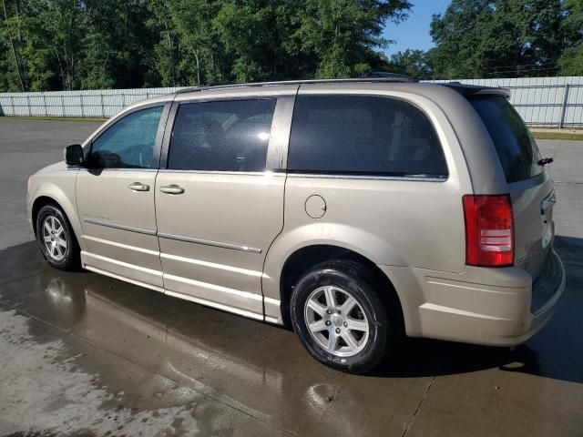 2009 Chrysler Town & Country Touring