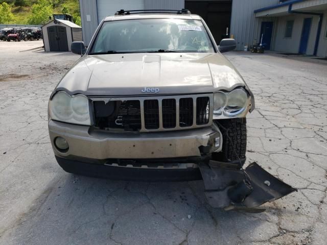 2005 Jeep Grand Cherokee Laredo