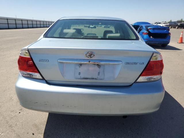 2005 Toyota Camry LE