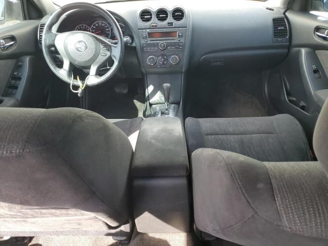 2010 Nissan Altima Base