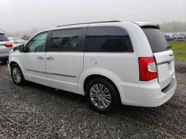 2016 Chrysler Town & Country Touring L