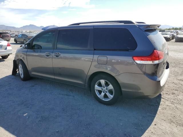 2013 Toyota Sienna LE