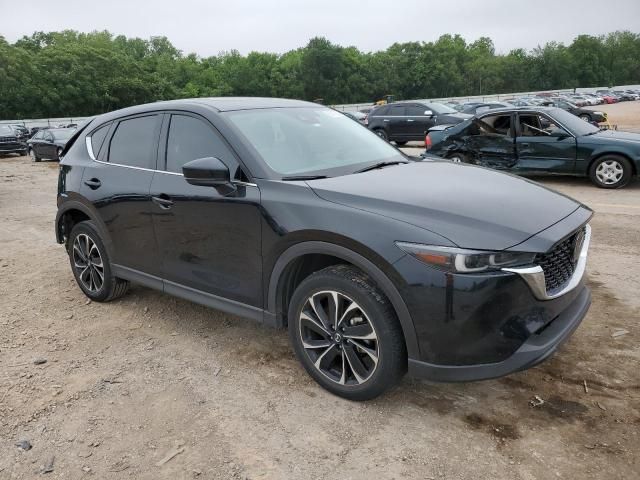 2022 Mazda CX-5 Premium