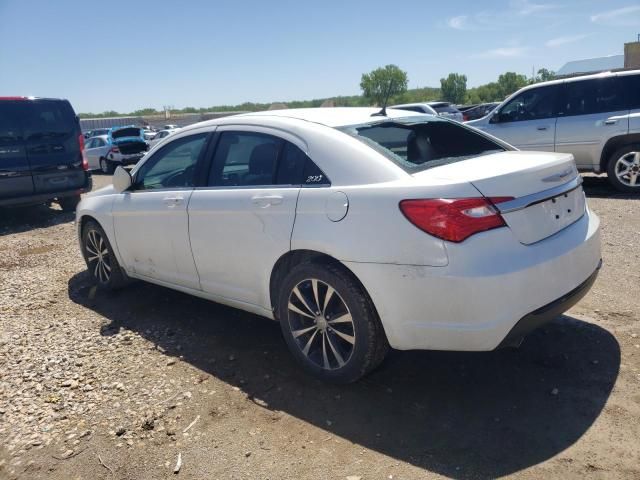 2014 Chrysler 200 Limited