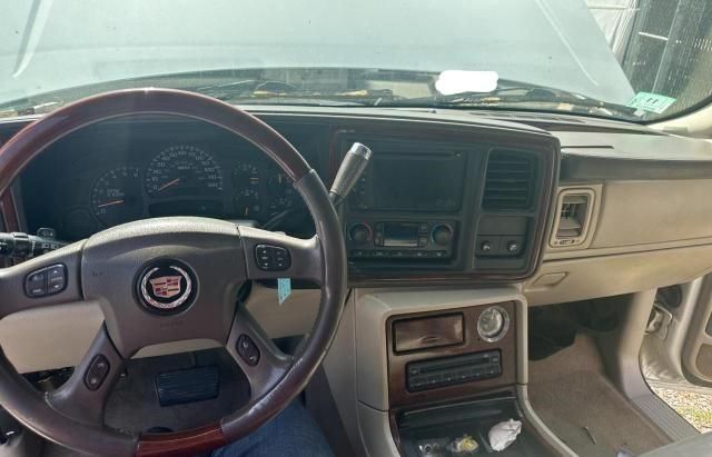 2005 Cadillac Escalade Luxury