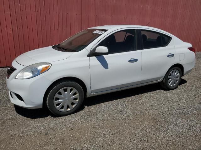 2013 Nissan Versa S