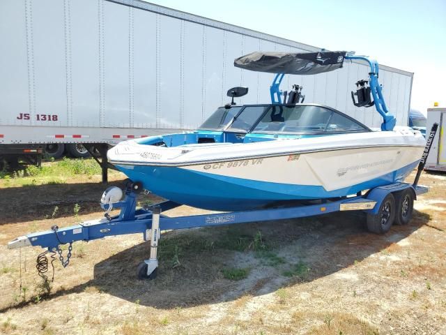 2018 Nauticstar Boat