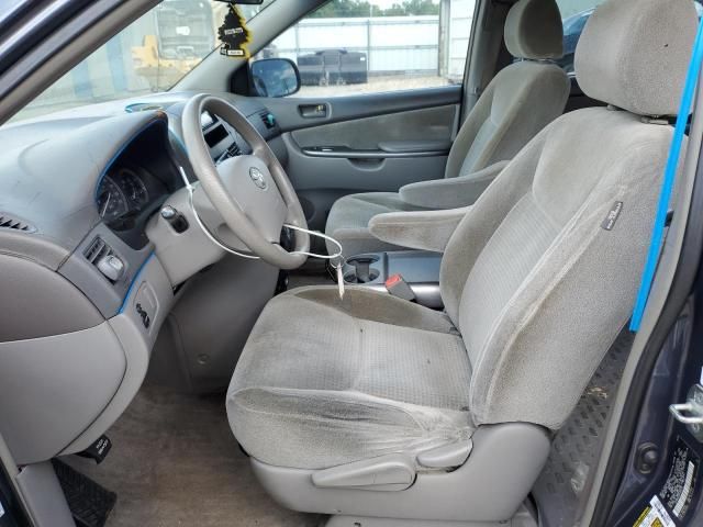 2007 Toyota Sienna CE