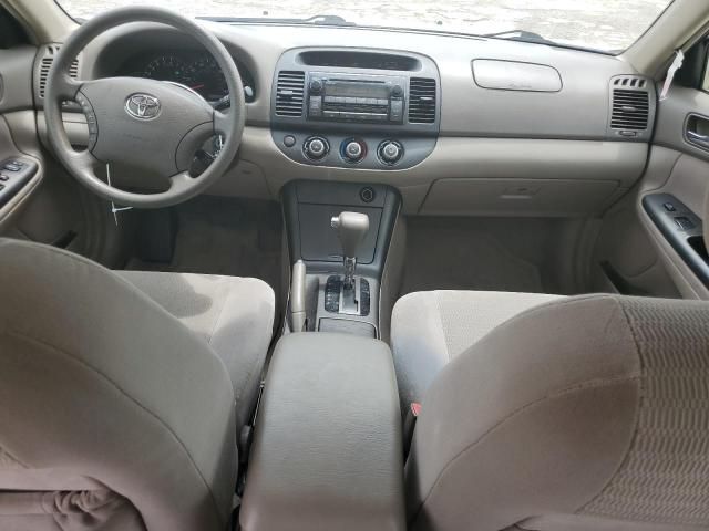 2005 Toyota Camry LE