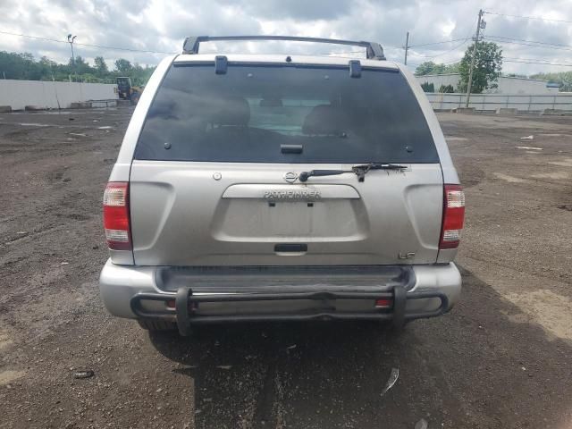 2002 Nissan Pathfinder LE