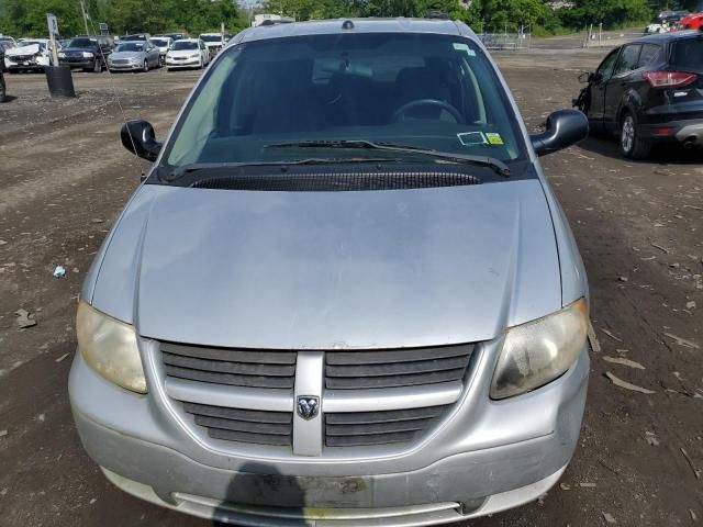 2005 Dodge Grand Caravan SE