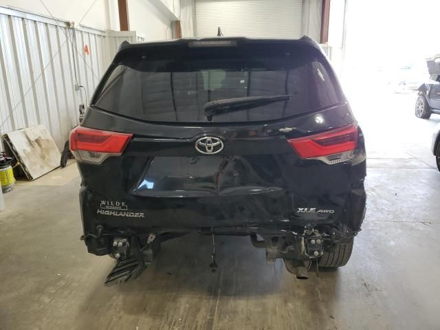 2017 Toyota Highlander SE