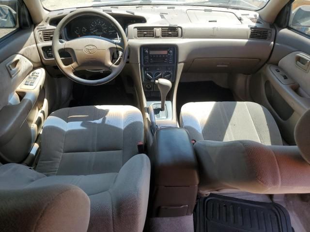 2000 Toyota Camry CE