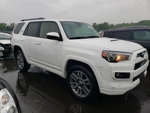 2023 Toyota 4runner SE