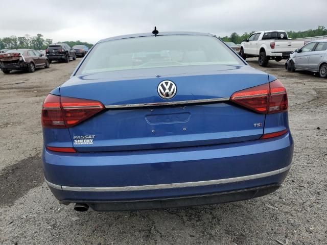 2017 Volkswagen Passat R-Line