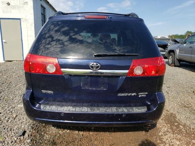 2006 Toyota Sienna XLE