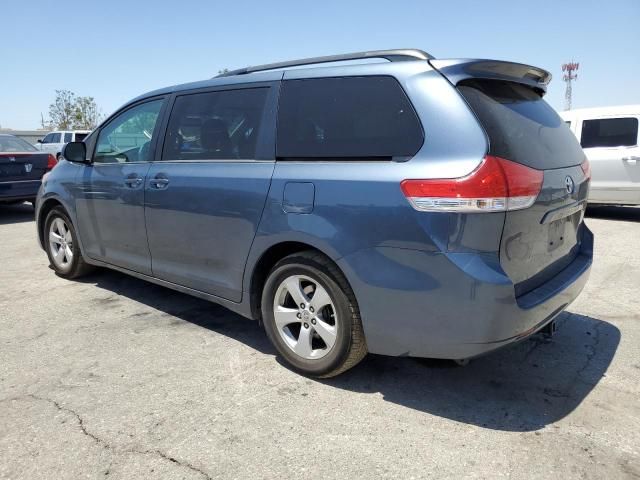 2014 Toyota Sienna LE