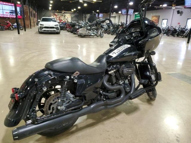 2018 Harley-Davidson Fltrxs Road Glide Special