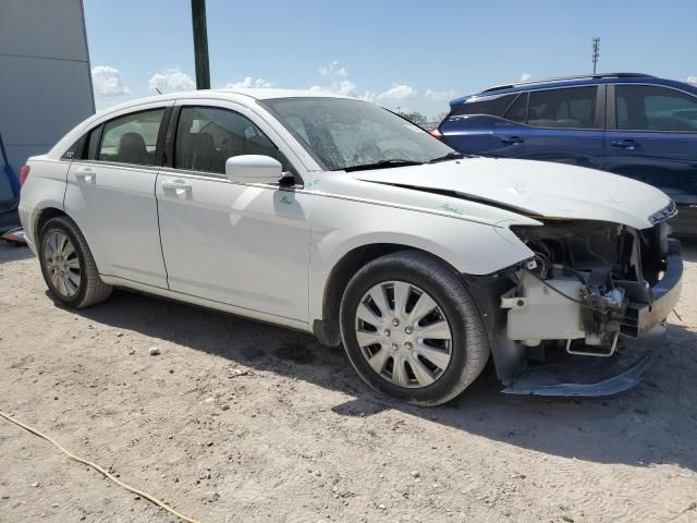 2013 Chrysler 200 LX