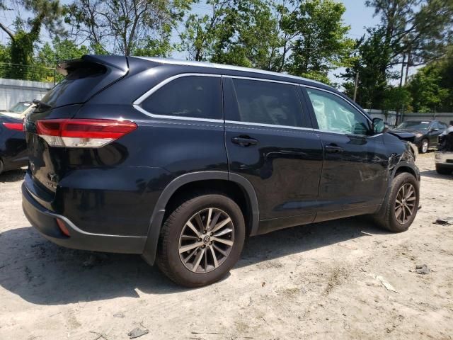 2018 Toyota Highlander SE