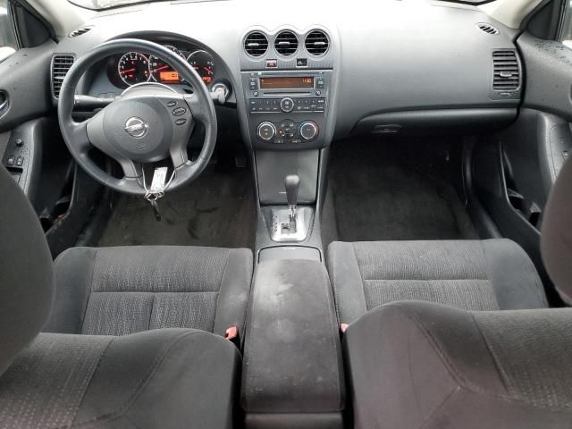 2010 Nissan Altima Base