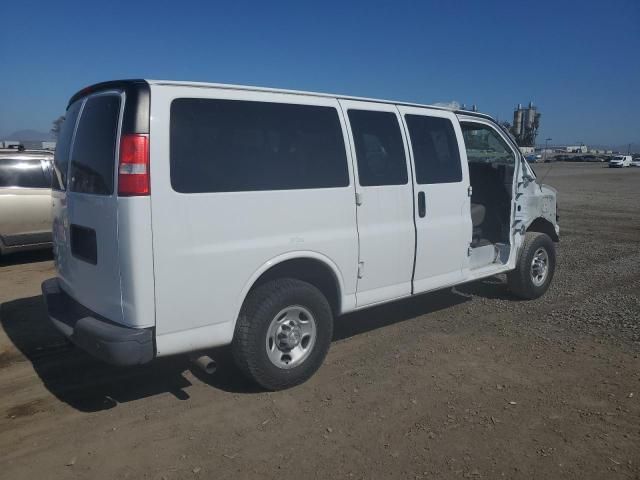 2016 Chevrolet Express G2500 LS