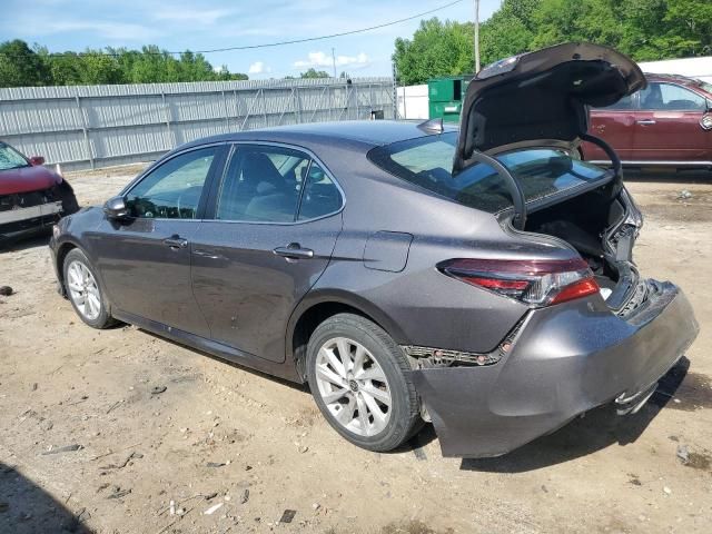 2022 Toyota Camry LE