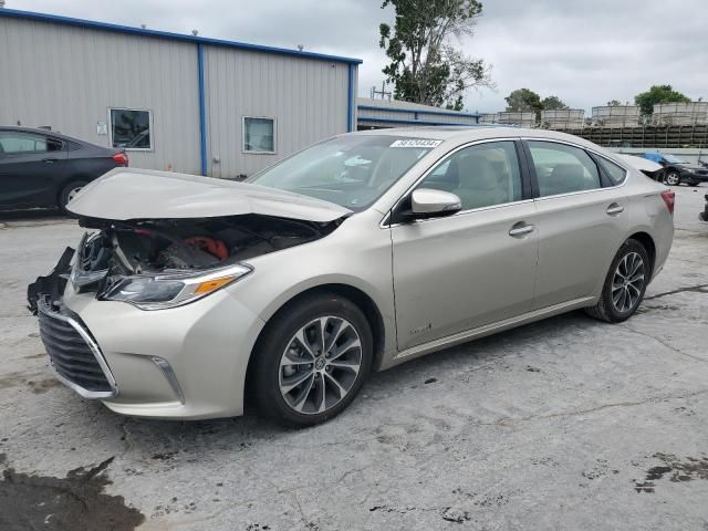 2017 Toyota Avalon Hybrid