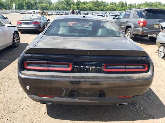 2015 Dodge Challenger SXT Plus