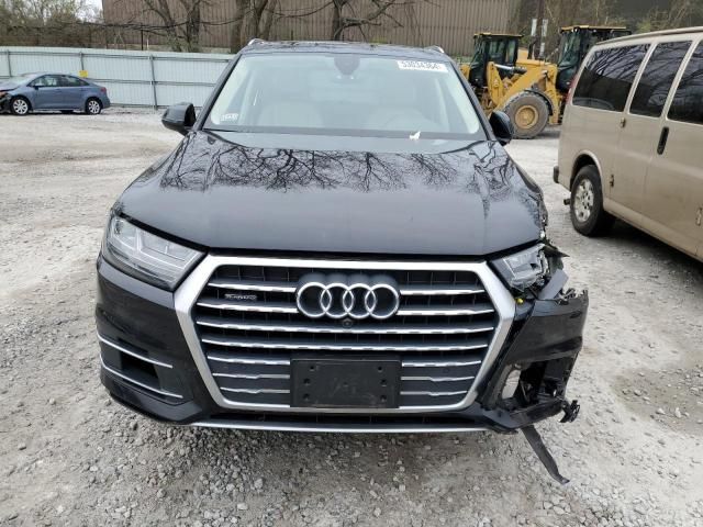 2018 Audi Q7 Premium Plus