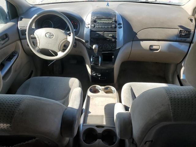 2006 Toyota Sienna CE