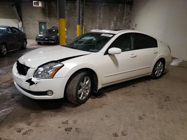 2005 Nissan Maxima SE