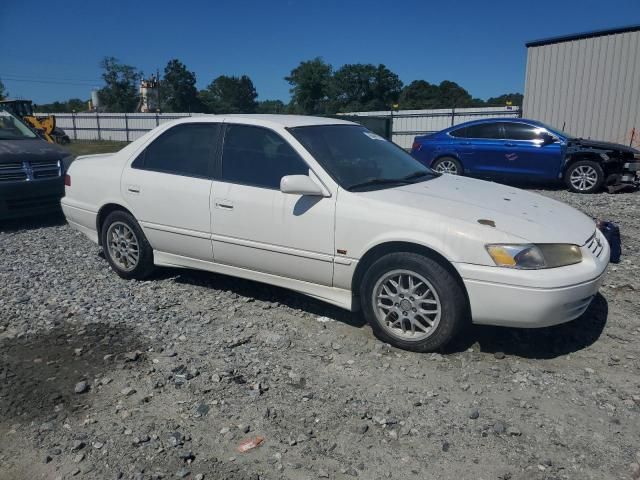 1999 Toyota Camry LE